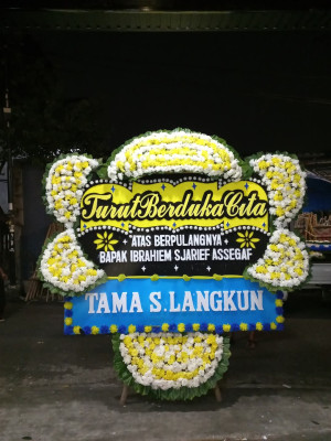Papan Bunga Duka di Kertaraharja