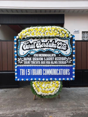 Papan Bunga Duka di Kertaraharja